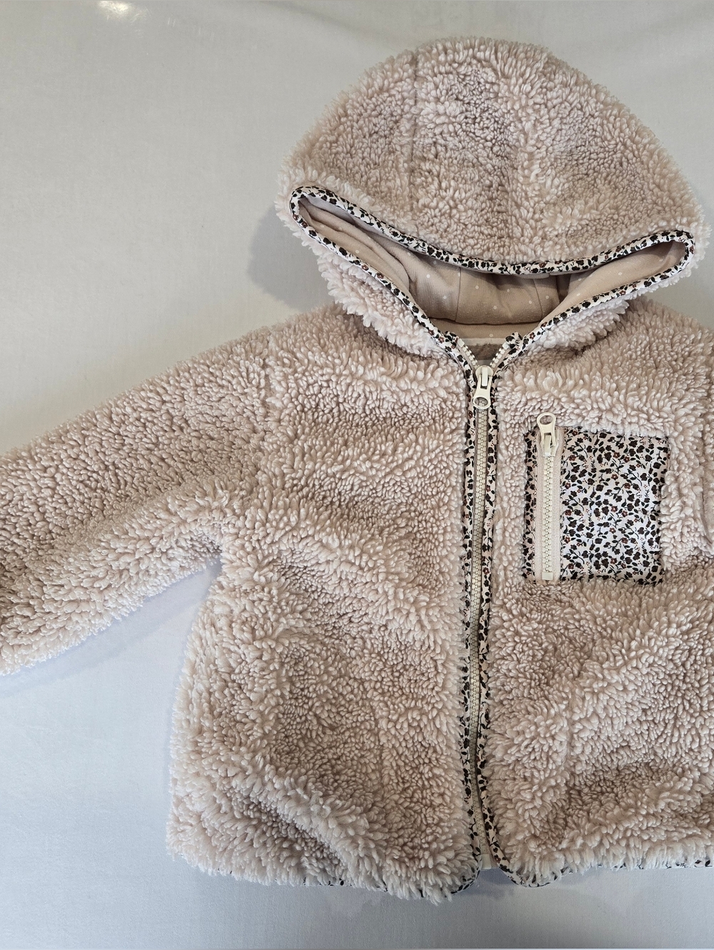 Zara Cozy Sherpa Hooded Jacket in Light Beige, Floral Trim Toddler Girls 18-24M